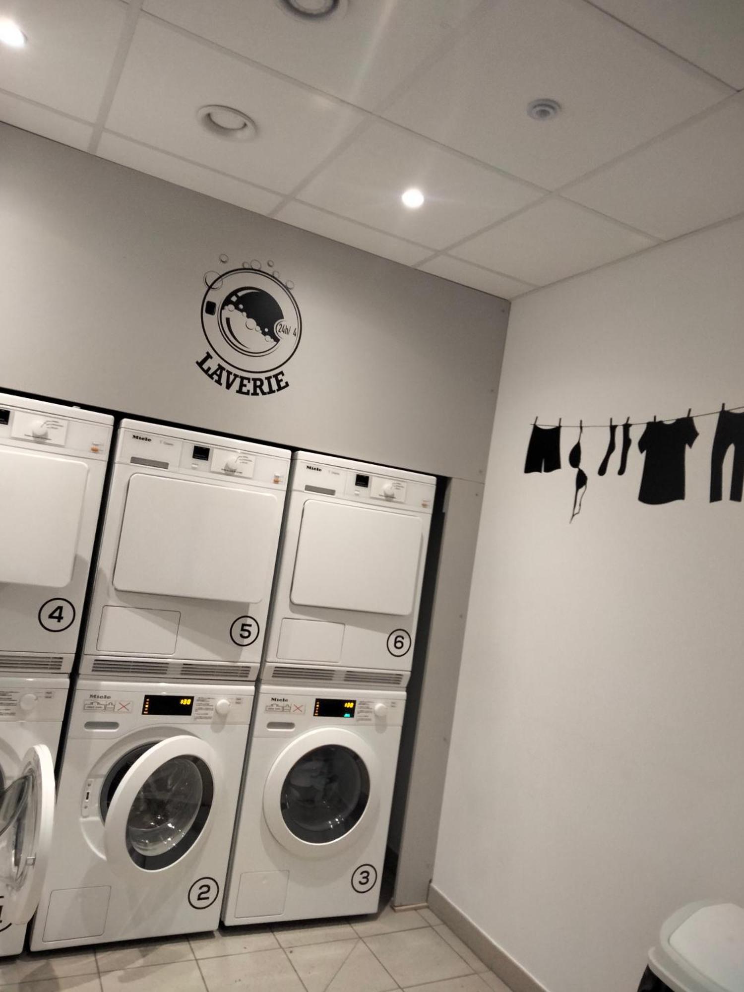 Residence Nemea Mondial 98 Montpellier Luaran gambar